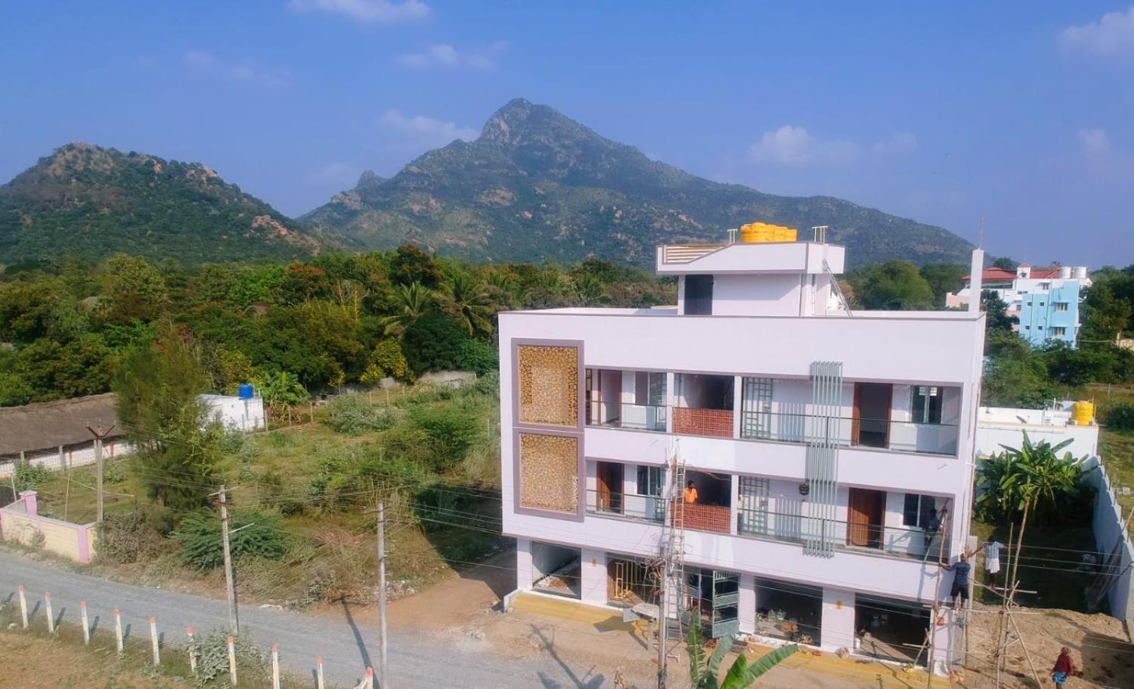Om Lingeswaran Home Stay Tiruvannāmalai Exteriér fotografie