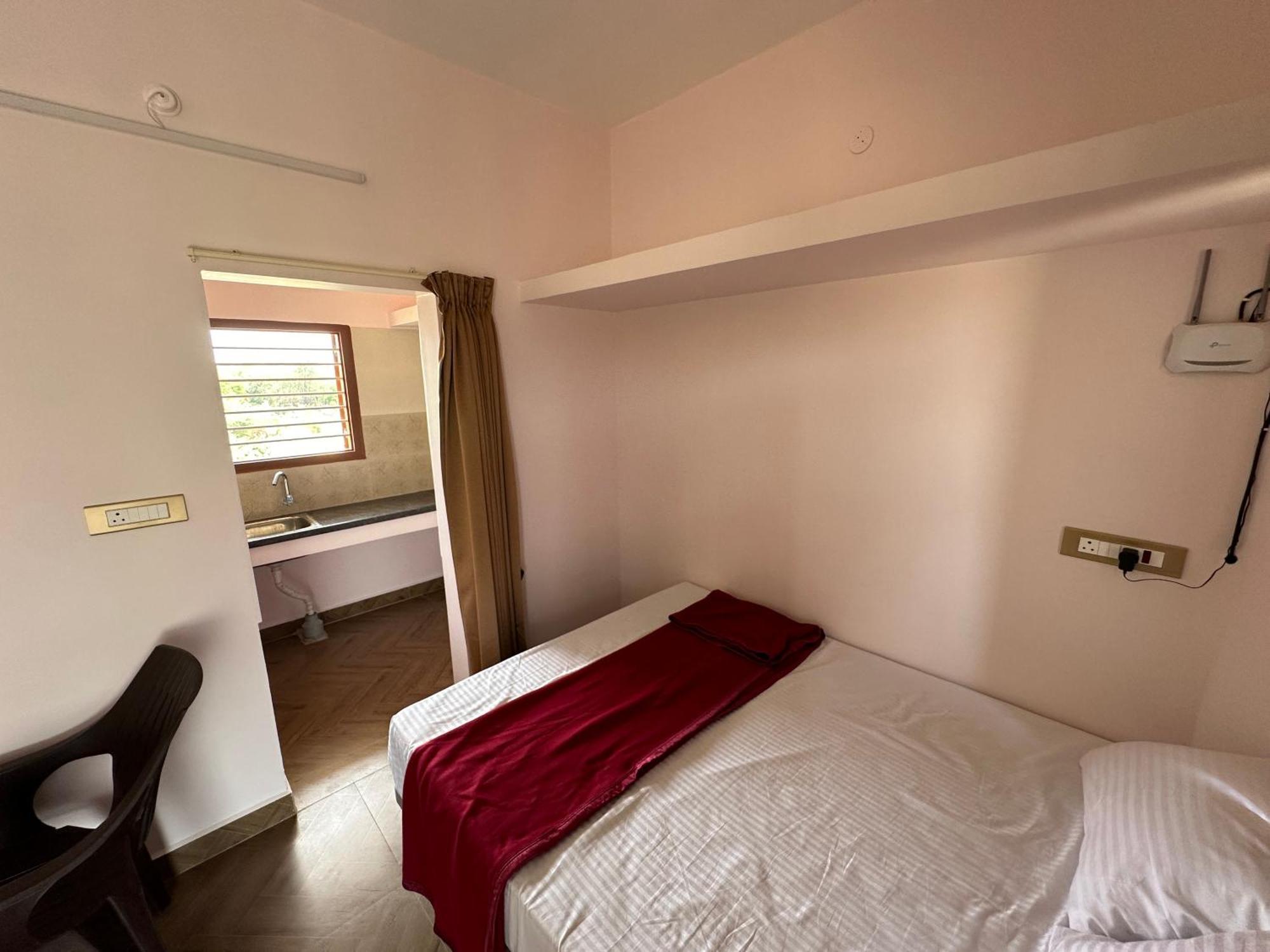 Om Lingeswaran Home Stay Tiruvannāmalai Exteriér fotografie