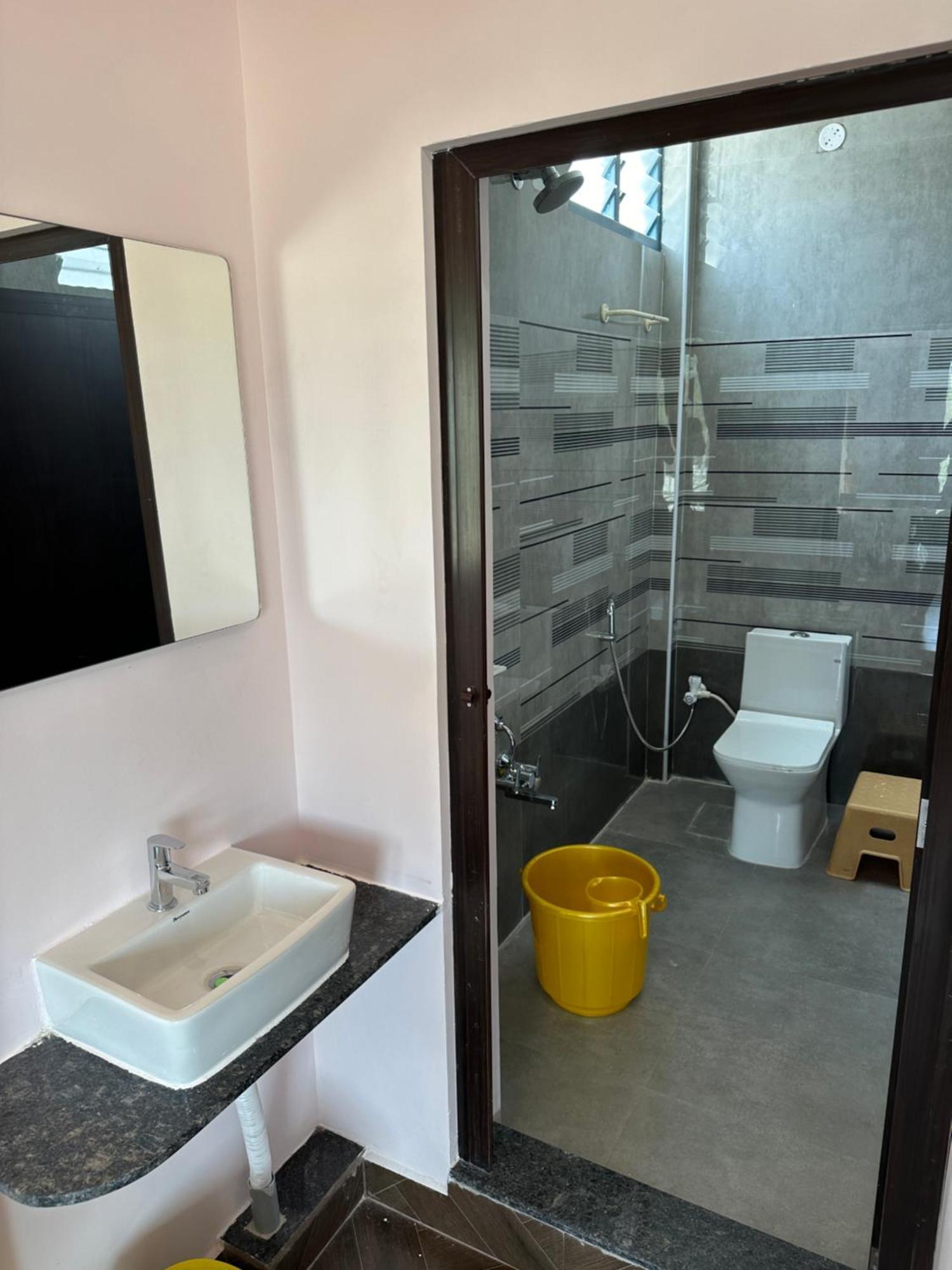 Om Lingeswaran Home Stay Tiruvannāmalai Exteriér fotografie