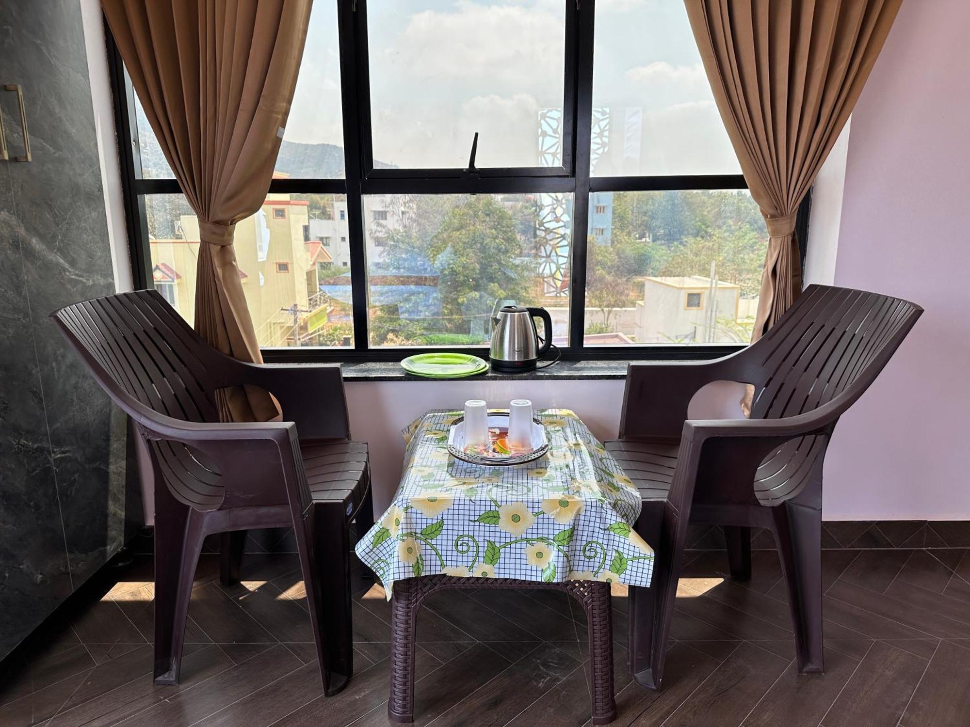 Om Lingeswaran Home Stay Tiruvannāmalai Exteriér fotografie