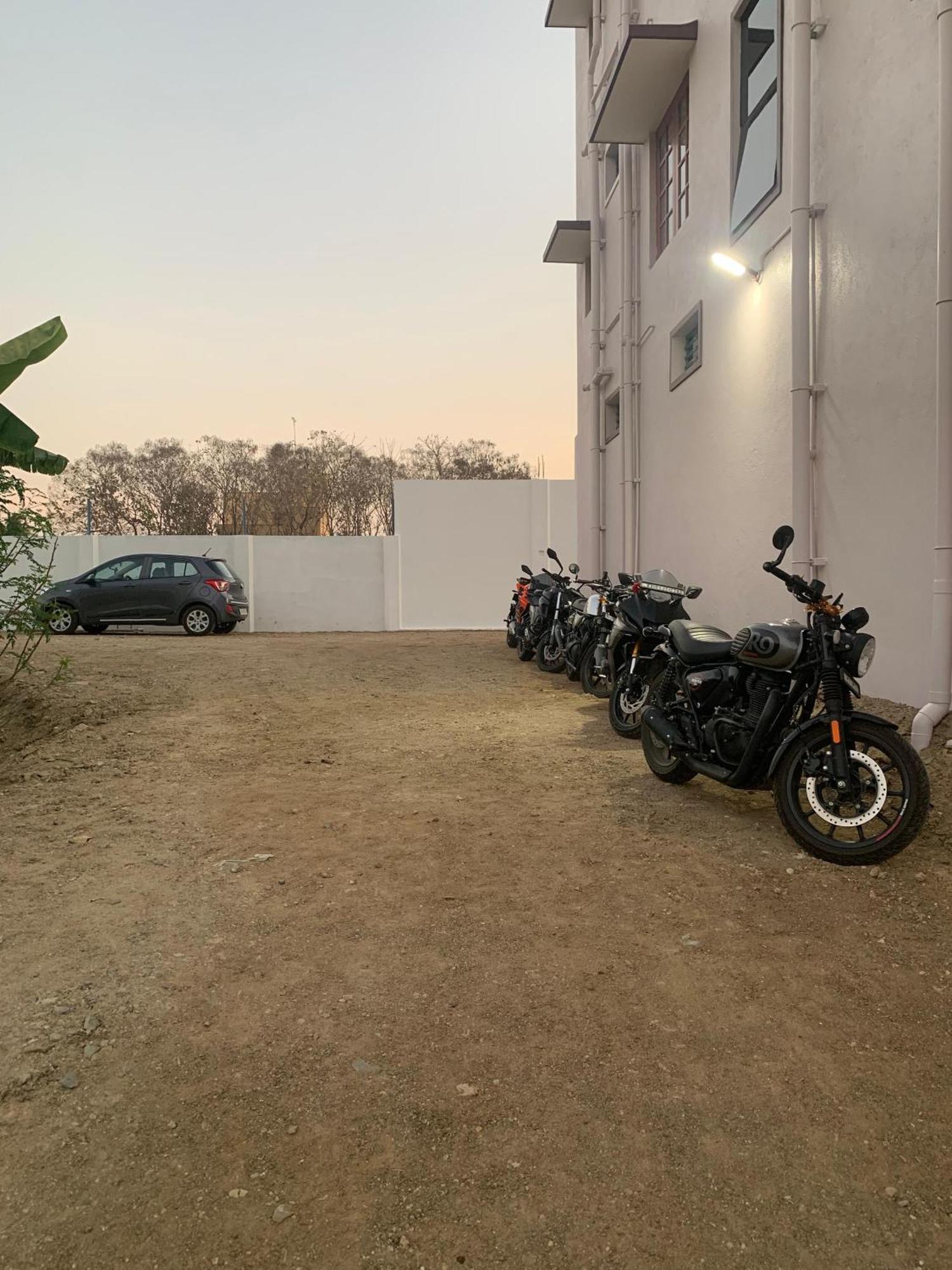 Om Lingeswaran Home Stay Tiruvannāmalai Exteriér fotografie
