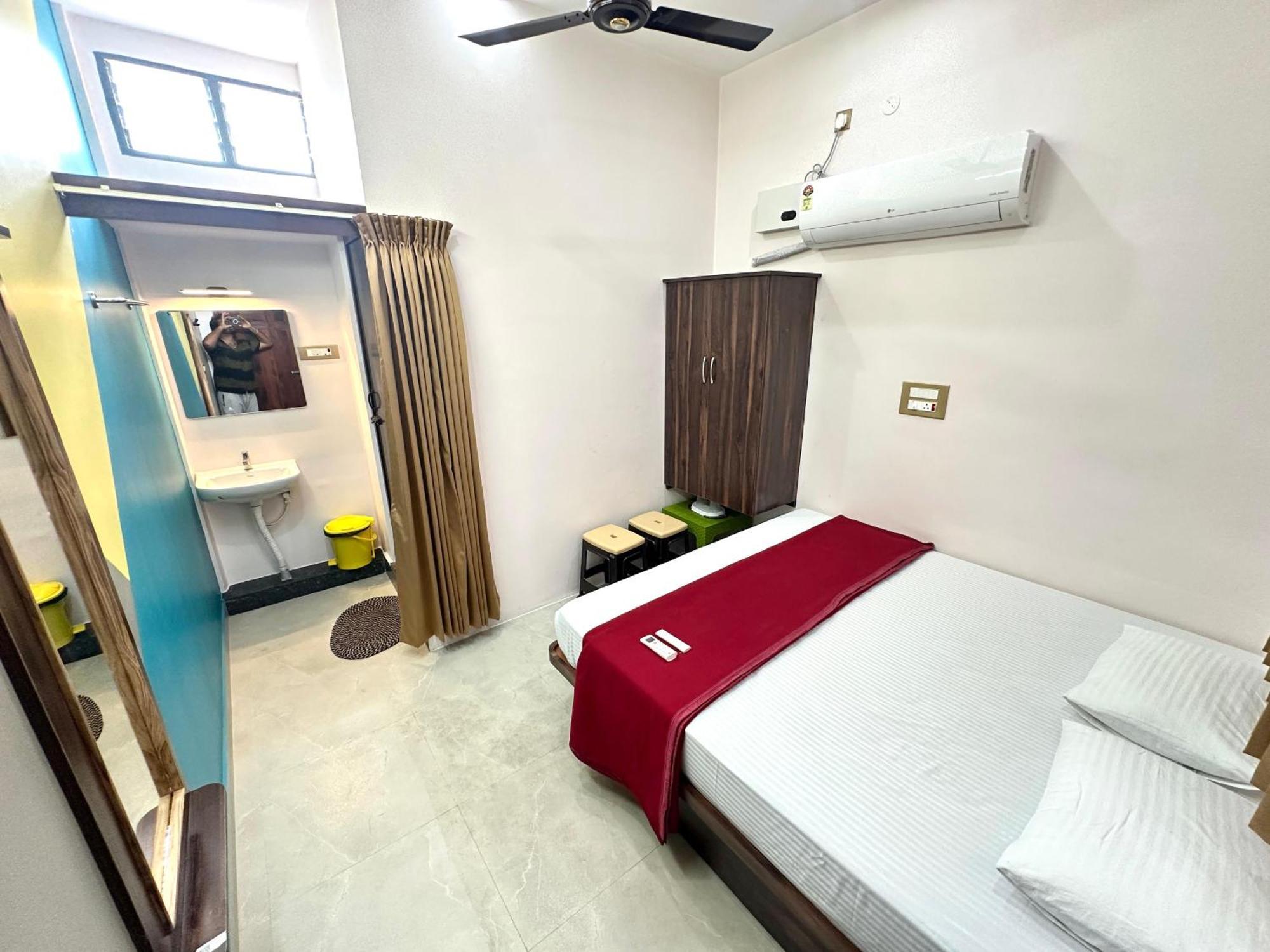 Om Lingeswaran Home Stay Tiruvannāmalai Exteriér fotografie